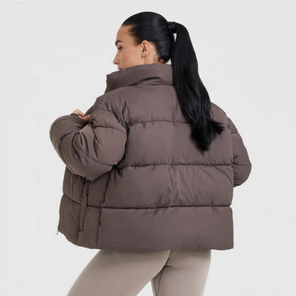 Nina – Het cropped jasje dat stijl en gemak combineert